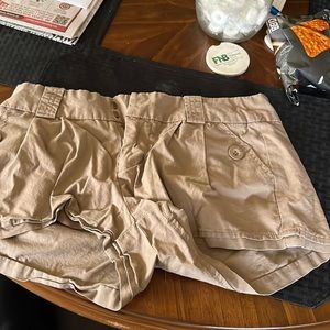 women’s shorts size 1 color light brown